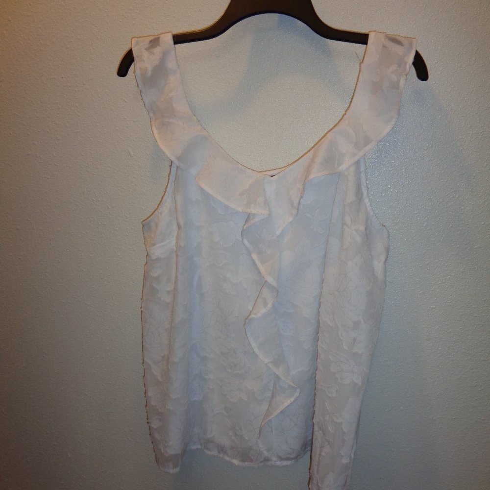 Apt. 9 Tank Top Size XL NWT White